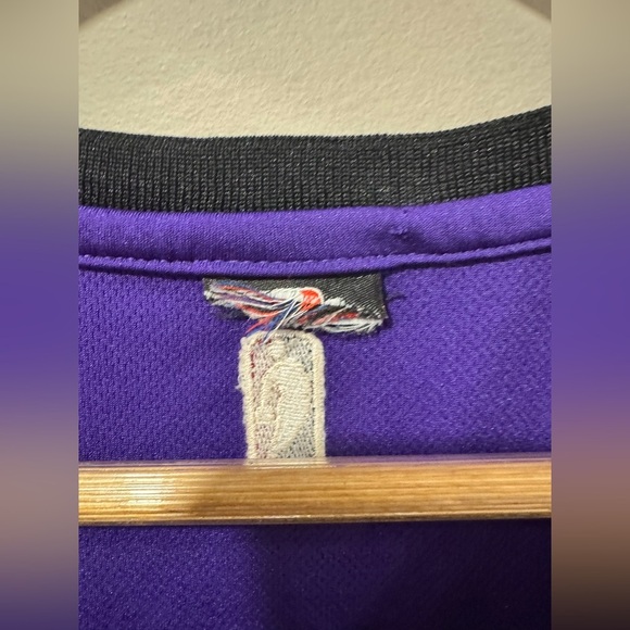 DeMar DeRozan Toronto Raptors NBA Basketball Jersey - Women’s - Picture 6 of 8